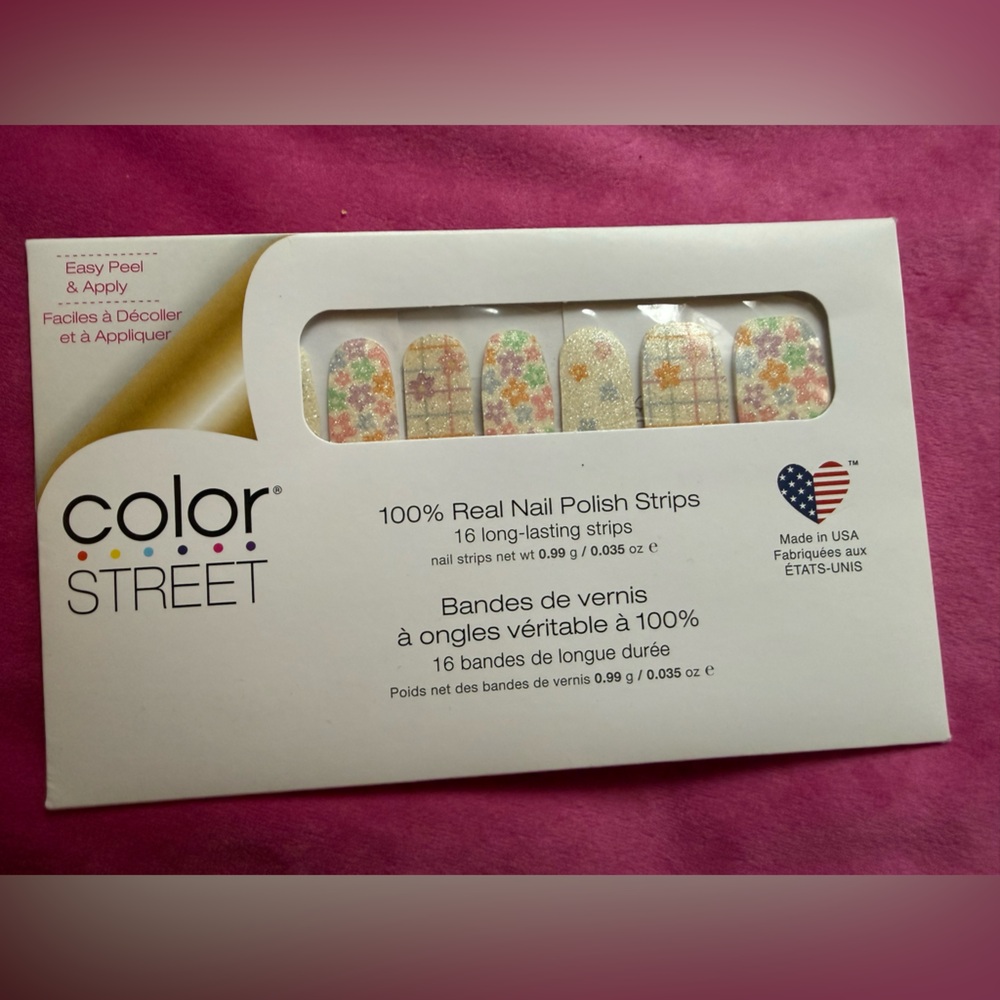 Color Street Floral Nail Polish Strips - Daisy Check